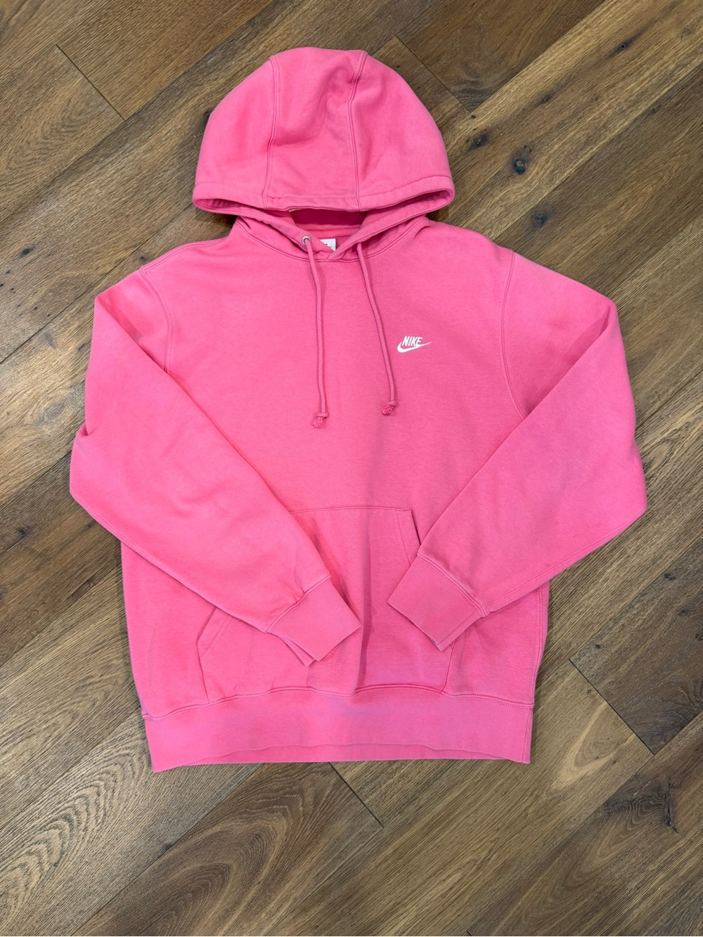 Nike Unisex Bright Pink Crewneck Pullover
Hoodie, Size Medium